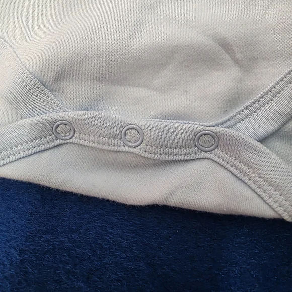 I'm the Little Brother Blue Onesie - Picture 5 of 6